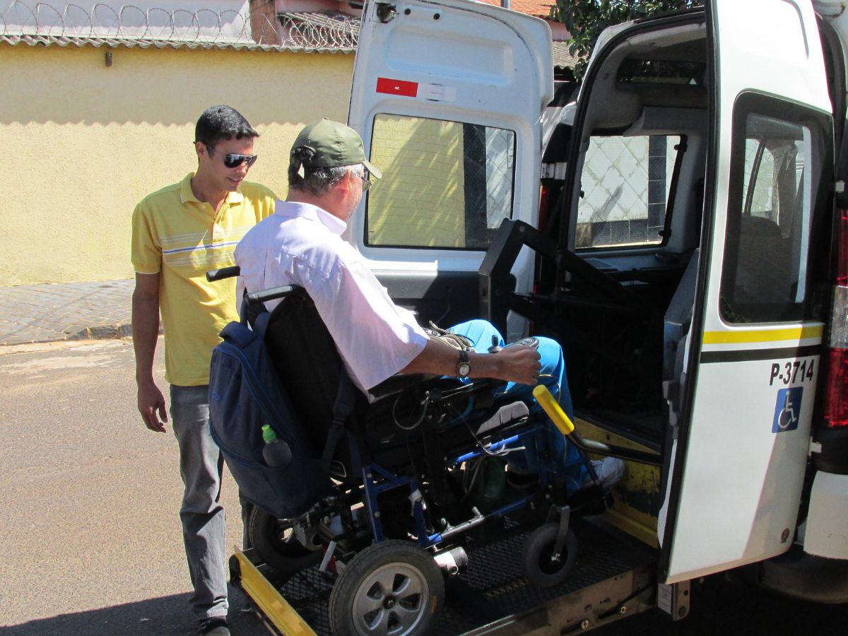 Krankenfahrten auch mit Rollstuhl
